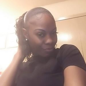 Meet your Posher, Ebony